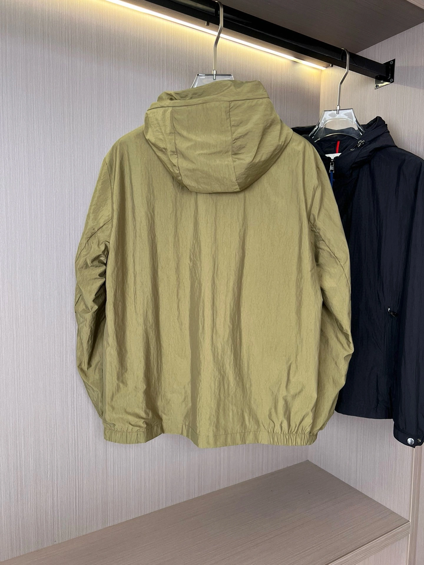wg.luxury- 7o9385r 2colour item:D-F453H3140-2